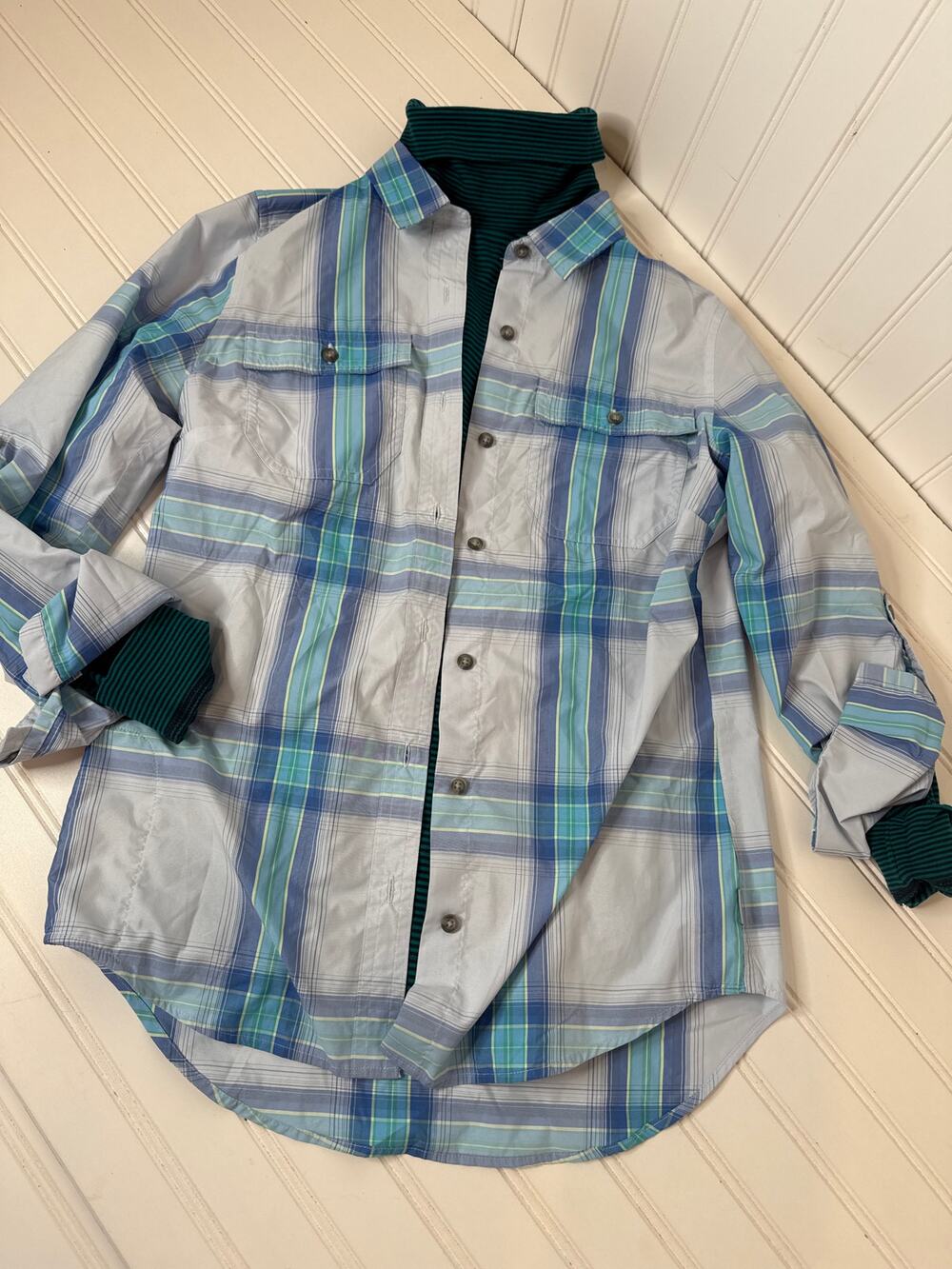 NWT Eddie Bauer Plaid Shirt & L.L. Bean Turtle Neck Sweater Bundle of 2 Size XS